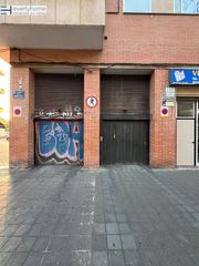 Aparcament cotxe a Aiora. Se vende amplia plaza de garaje  ayora