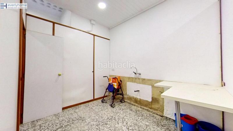 Foto 182103d5-f28e-465f-b6b1-638e4cc850ab. Local comercial en El Cabanyal-El Canyamelar Valencia