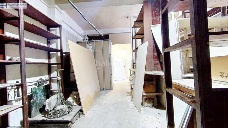 Foto c7996777-b2a7-474d-a557-2ee3bbf22968. Local comercial en El Cabanyal-El Canyamelar Valencia