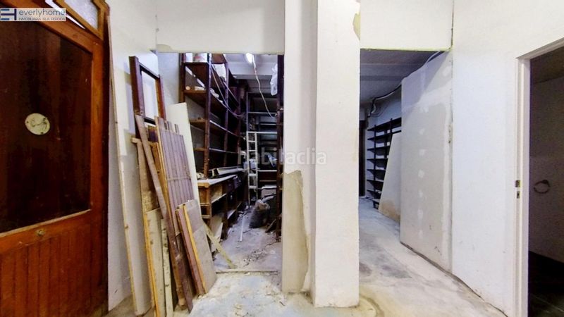 Foto cb3d8928-b146-4e6a-9fc6-0d7a677b17a6. Local comercial a El Cabanyal-El Canyamelar Valencia