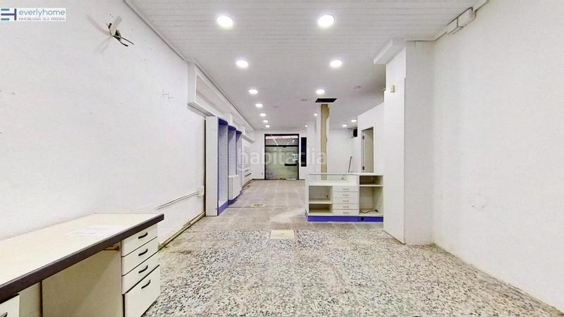 Foto b2c98083-ed6f-4e06-bea4-90d1e13b17c2. Locale commerciale in El Cabanyal-El Canyamelar Valencia