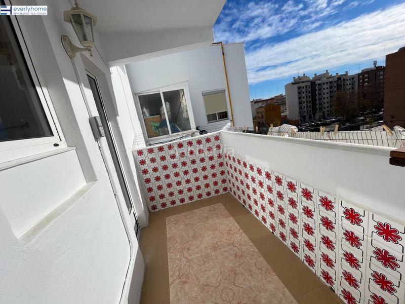 Foto 39ccbf37-4a94-4e35-baea-74bd1f416ac2. Location appartement dans Aiora Valencia