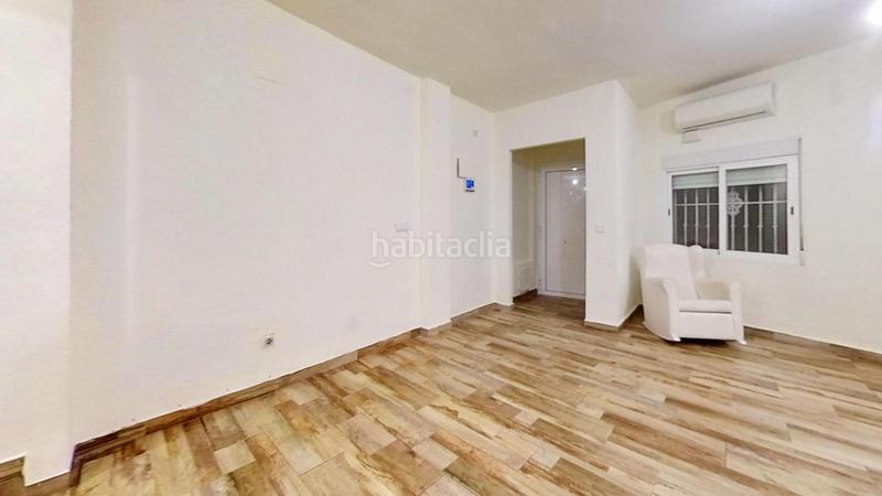 Foto 1bda6e2c-2d87-49e8-8069-010d9fe1a9ee. Casa a veces, el hogar que imaginas aparece justo donde menos lo esperas en Manises