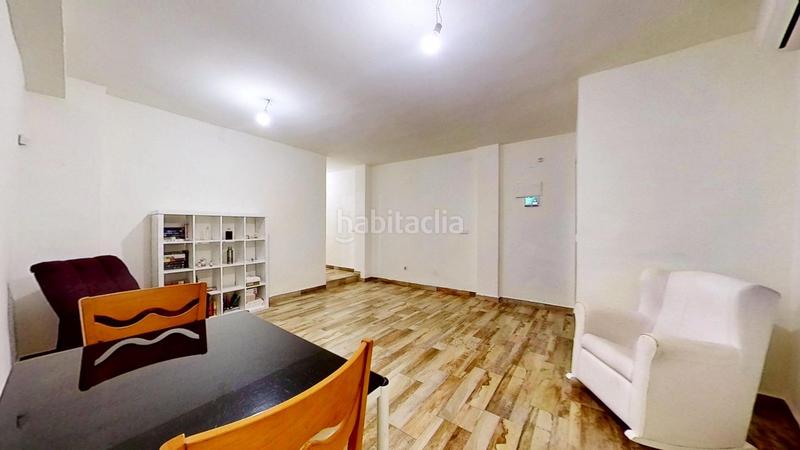 Foto b1f57f2b-63ff-4279-aa7f-def7fa9974eb. Casa a veces, el hogar que imaginas aparece justo donde menos lo esperas en Manises