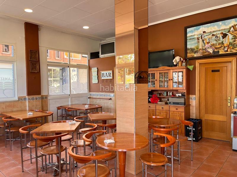 Foto 3e7b8557-5a0b-4493-8963-5d65c9bdc25c. Traspaso local comercial barcafetería en funcionamiento con salida de humos en Valencia
