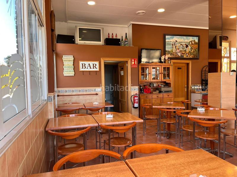 Foto 63e66e81-82c3-49f6-b45a-9d8ccb0a0f74. Traspaso local comercial barcafetería en funcionamiento con salida de humos en Valencia