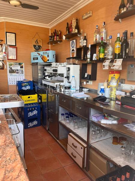 Foto 87f18c76-0204-4d68-8cb0-efca886f9b44. Traspaso local comercial barcafetería en funcionamiento con salida de humos en Valencia