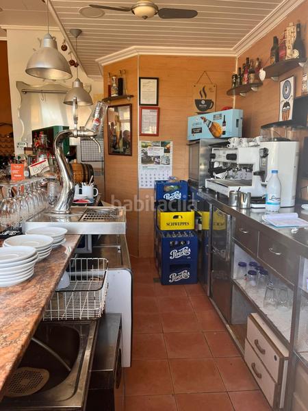 Foto f522ed9c-193e-4260-b7d3-0eeeb6541bfb. Traspaso local comercial barcafetería en funcionamiento con salida de humos en Valencia