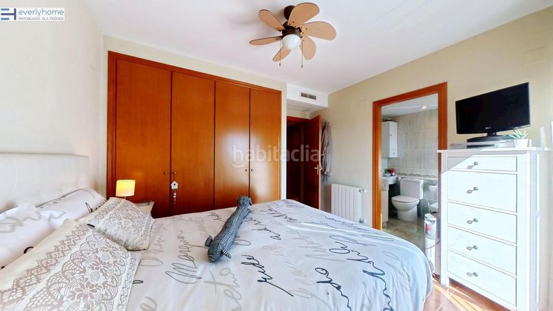 Foto cce519ce-b6b0-4809-8946-0aad6b797d2d. Casa adossada amb aparcament a Massamagrell