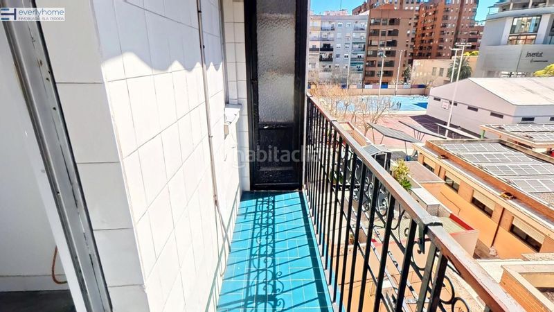 Piso vivienda completamente exterior con orientacion sur en Valencia - Imagen 10