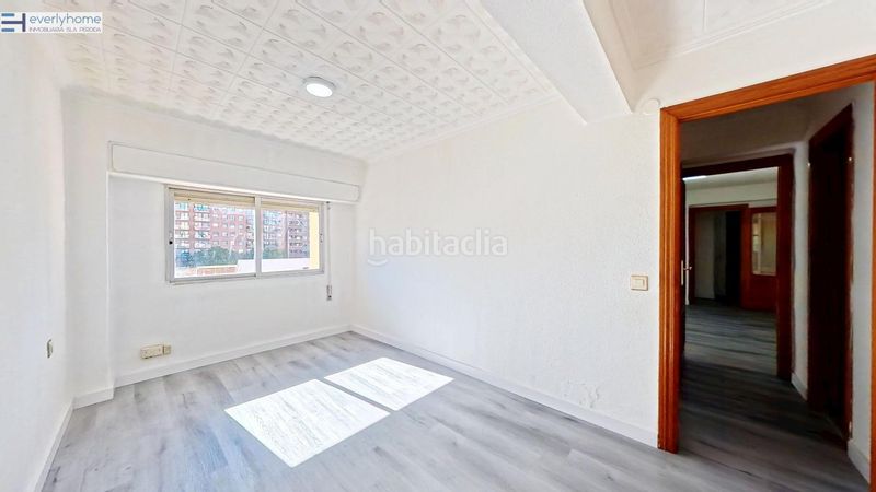 Piso vivienda completamente exterior con orientacion sur en Valencia - Imagen 22