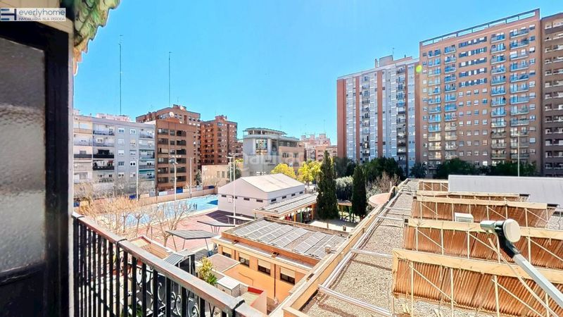 Piso vivienda completamente exterior con orientacion sur en Valencia - Imagen 11