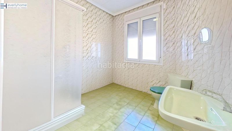 Foto 7f6eb888-c19f-49a1-b7dc-95e84b63abe1. Pis a L´Illa Perduda Valencia