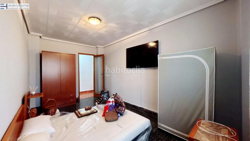 Foto 947b3eab-ad4c-4235-b083-9042c0a7cba1. Pis a L´Illa Perduda Valencia