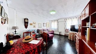 Etagenwohnung in L´Illa Perduda