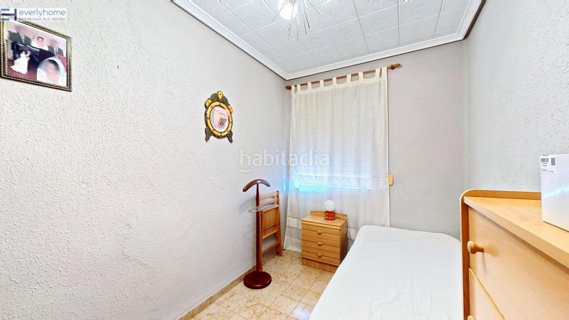 Foto 9046a0fc-76b7-417e-bd9a-dca4d9fce9d4. Pis a L´Amistat Valencia