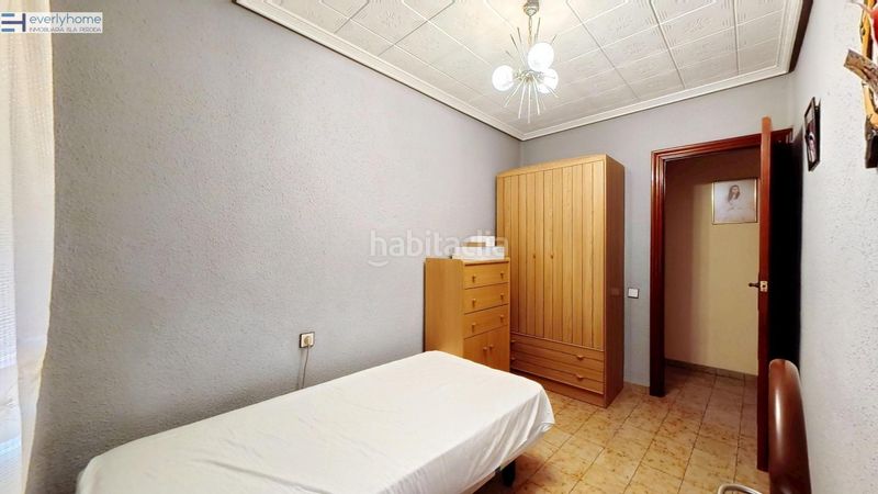 Foto df99f9bf-1cd7-47ff-a33d-2f15af13e7e4. Pis a L´Amistat Valencia