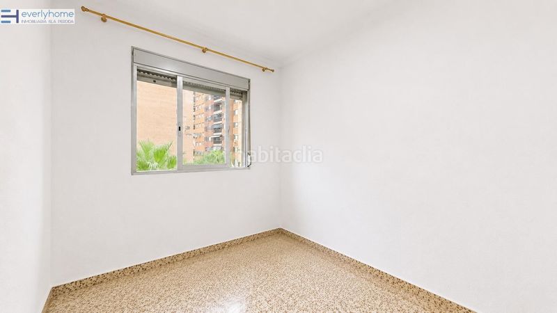 Foto 635196b3-55de-4330-b56c-04bff87e0e6f. Pis a Ciutat Jardí Valencia