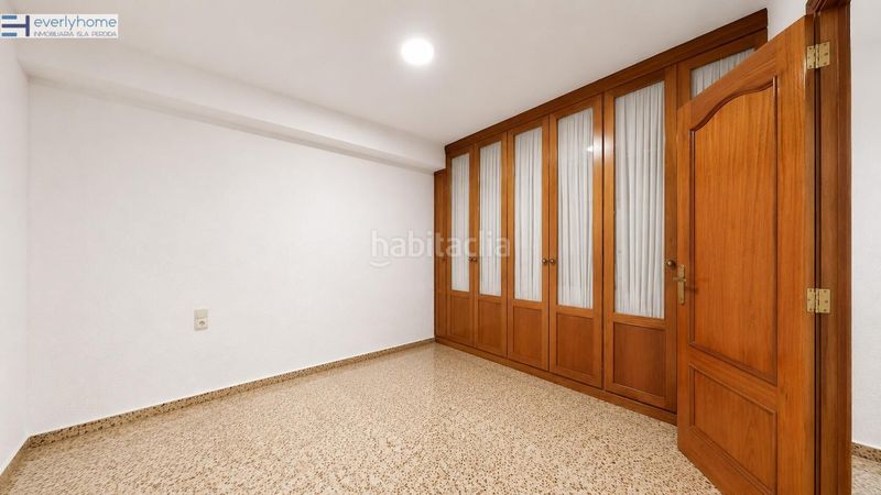 Foto 69b74a43-63d5-4638-aae1-3517a0830a52. Pis a Ciutat Jardí Valencia
