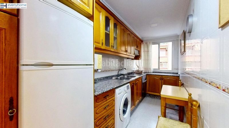Foto 3d082995-d71a-4c38-8449-ddb6d2b132c0. Pis a Ciutat Jardí Valencia