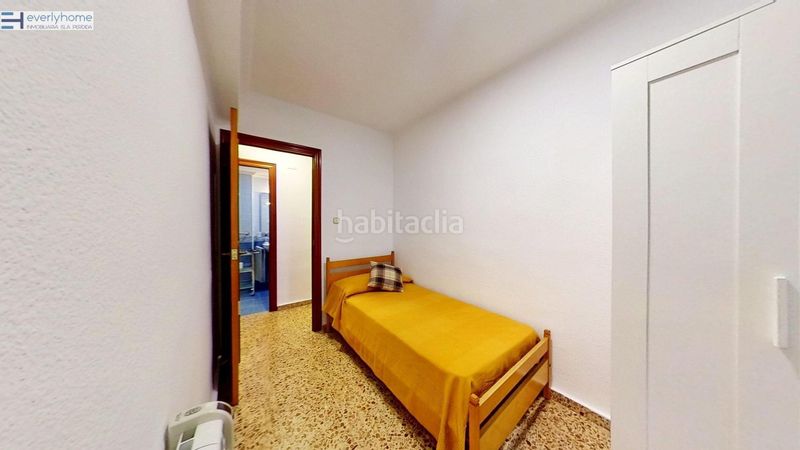 Foto b9790eed-ae8b-4827-a861-00c08201edc1. Pis a Ciutat Jardí Valencia