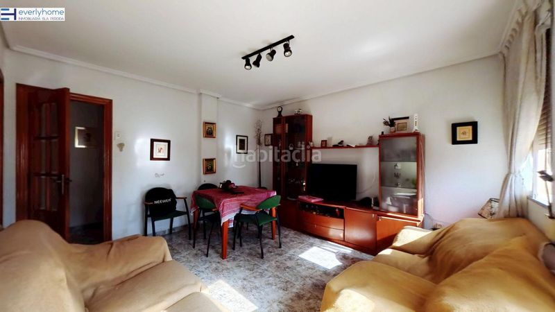 Foto 684bb89b-396c-48ab-a507-3daa877a1358. Pis a L´Illa Perduda Valencia