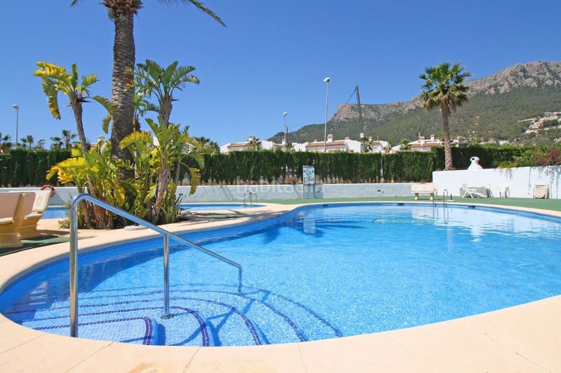 Foto d24bc9d3-49db-4045-88c0-b4100eabe9f2. Casa amb calefacció piscina a Benicolada - Las Adelfas Calp