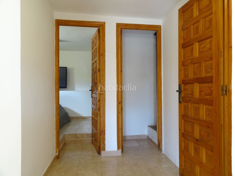 Foto f249fe1a-96fe-4f55-ad15-074c75b1045f. Casa amb piscina a Cometa Calp