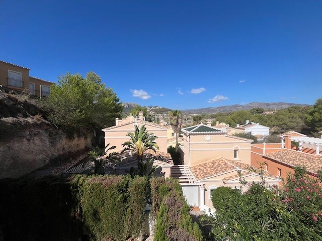 Foto 57f96940-dd10-42e8-8f90-04cd447cc439. Casa amb calefacció piscina a Cometa Calp