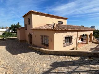 Casa a Oltamar - Cucarres. Villa a la venta en calpe con vistas al mar