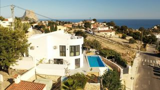 Chalet à Canuta. Villa de lujo con vistas al mar