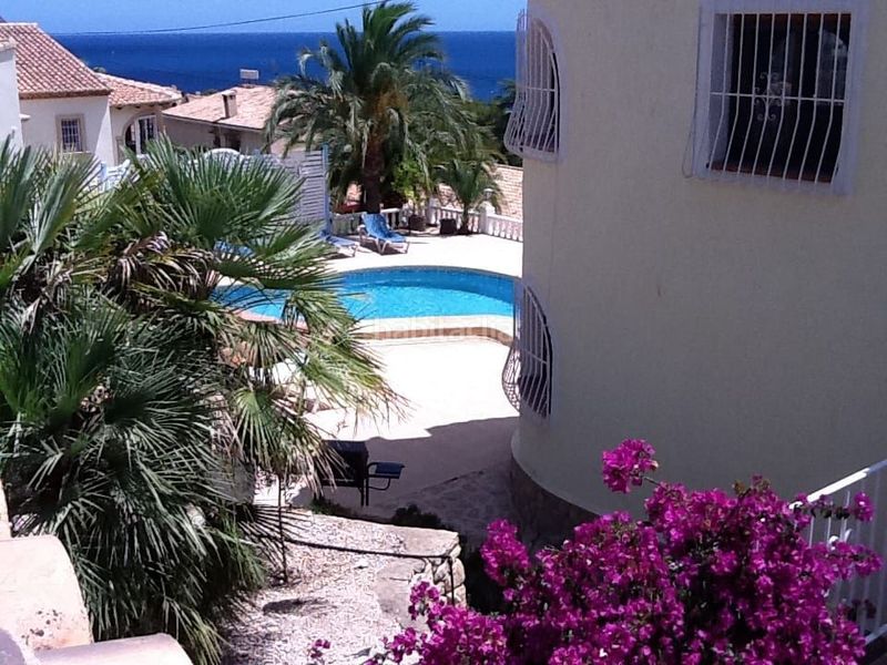 Foto 99b21fe5-9684-4e50-8e90-03dc71c52654. Casa amb calefacció piscina a Canuta Calp