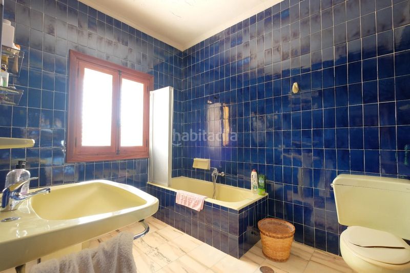 Foto 45b434fb-ff56-4dc9-8677-5aeae39861b9. Casa amb piscina a Benicolada - Las Adelfas Calp