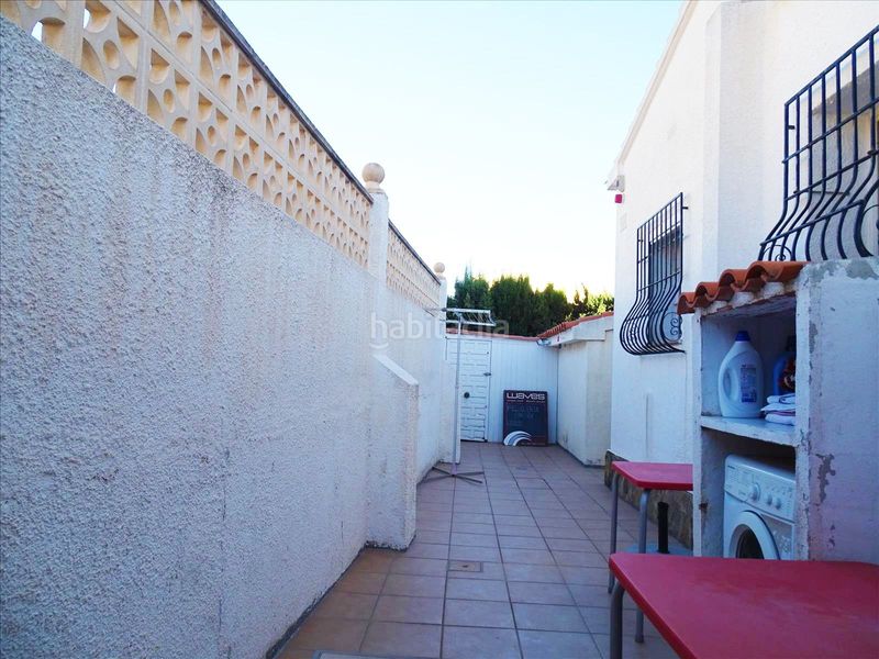 Foto 5d238b4e-ce48-4ac5-b7b0-7bc69d8c4e6f. Casa amb piscina a Cometa Calp