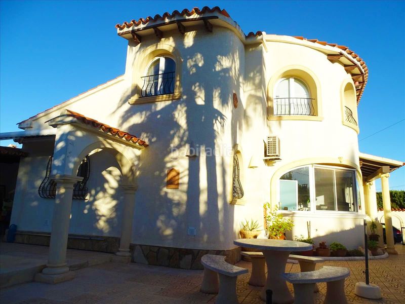 Foto 62eb4a3e-3dcc-4f2a-86b8-8026db76df9b. Casa amb piscina a Cometa Calp