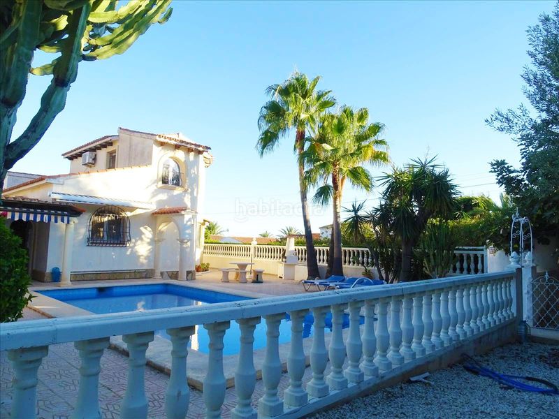 Foto 80466748-8476-46e1-be78-a8ecb886f21c. Casa amb piscina a Cometa Calp