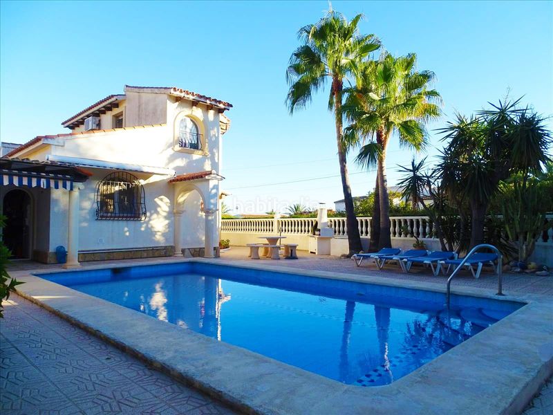 Foto b93dfab1-1b34-42b9-b7a9-bc1f30b1b8b6. Casa amb piscina a Cometa Calp