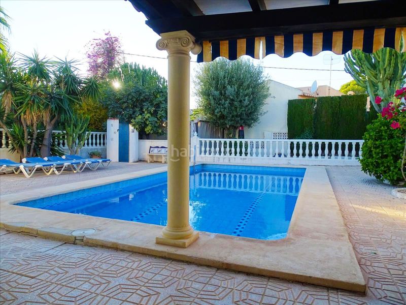 Foto da65dfcb-5846-4a0a-a4c7-9b9d896880e4. Casa amb piscina a Cometa Calp