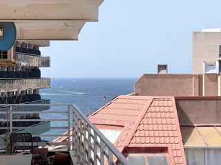 Apartament a Pueblo. Apartamento totalmente reformado tan solo 50metros de la playa a