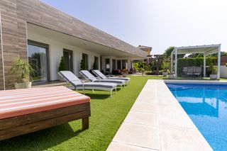 Casa  Encarnita alonso