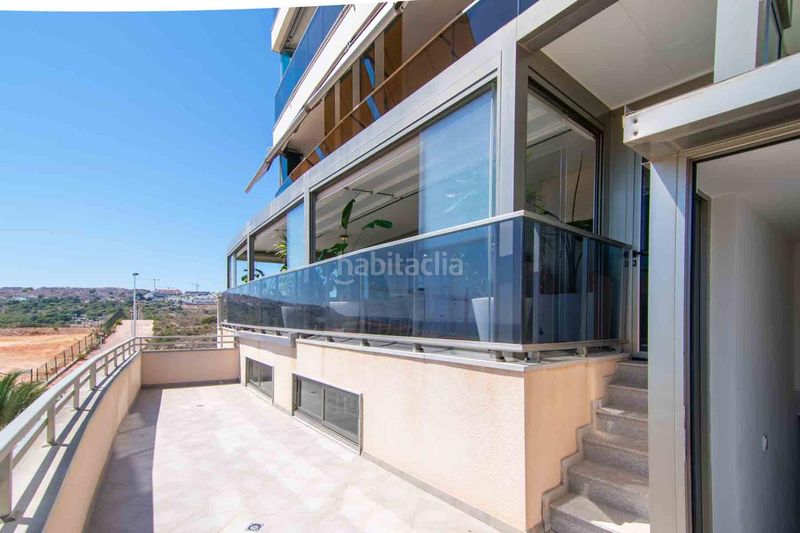 Foto a50f08e5-6f12-4424-bede-7641dae432e5. Dúplex amb aparcament piscina a Los Arenales del Sol Elche / Elx
