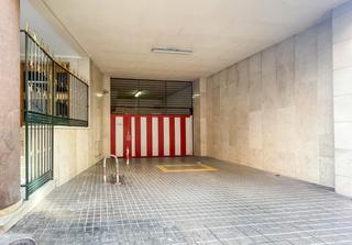 Aparcament cotxe  Carrer luis llorente