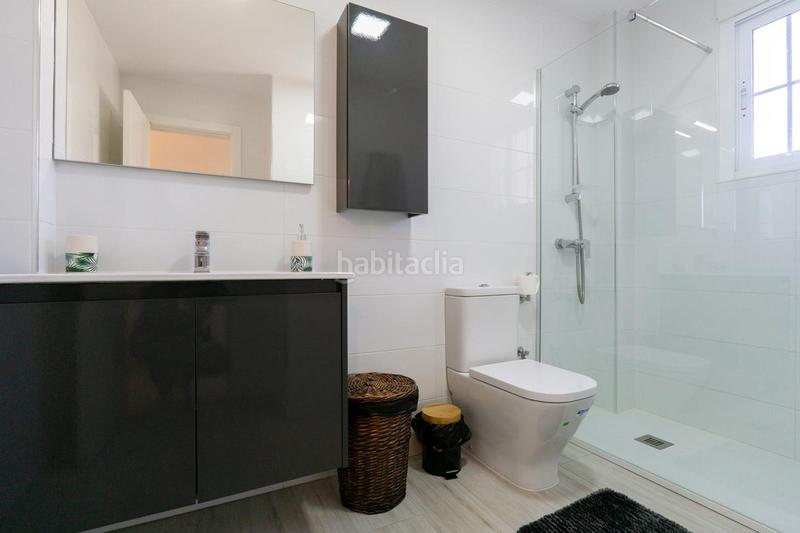 Foto 04293f9c-aed4-4a53-924c-4422baf9a74e. Casa en La Marina Elche / Elx