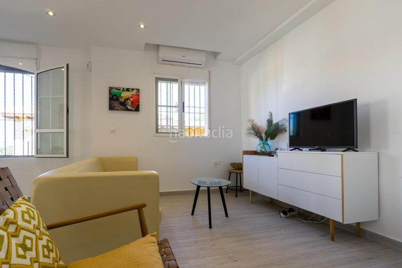 Foto e8d6bb49-b9a8-437f-80db-ec2aa26e12a1. House with parking pool in La Marina Elche / Elx