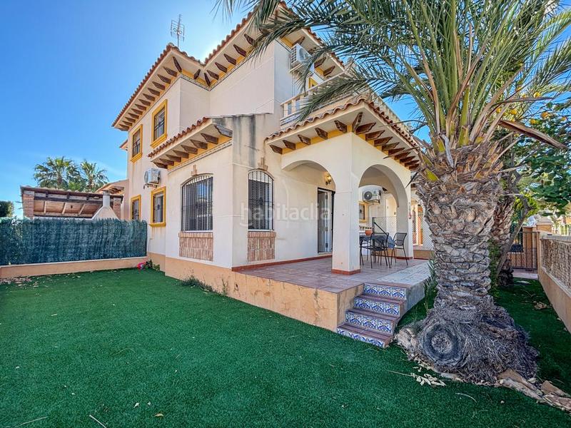 Foto 20767642-b3b2-4b3e-bb58-73a39d2a447c. Maison avec parking piscine dans La Marina Elche / Elx