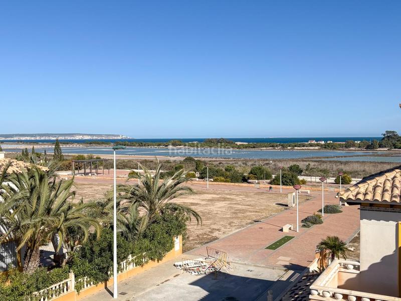 Foto 2dc4e4bd-c1fb-4a54-bc1d-3db022c6952c. Maison avec parking piscine dans La Marina Elche / Elx