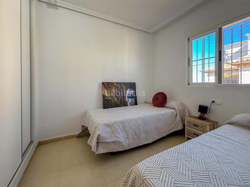 Foto 862296c2-140a-4c29-8345-4c5d5bbdaa63. Maison avec parking piscine dans La Marina Elche / Elx