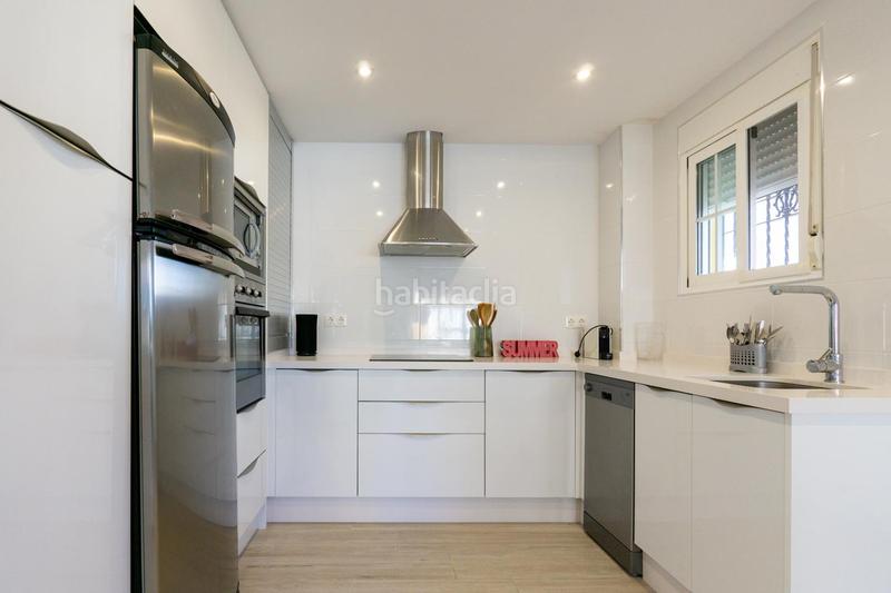 Foto 940075df-e3ca-4e97-96c4-56e8d2439c37. Maison avec parking piscine dans La Marina Elche / Elx