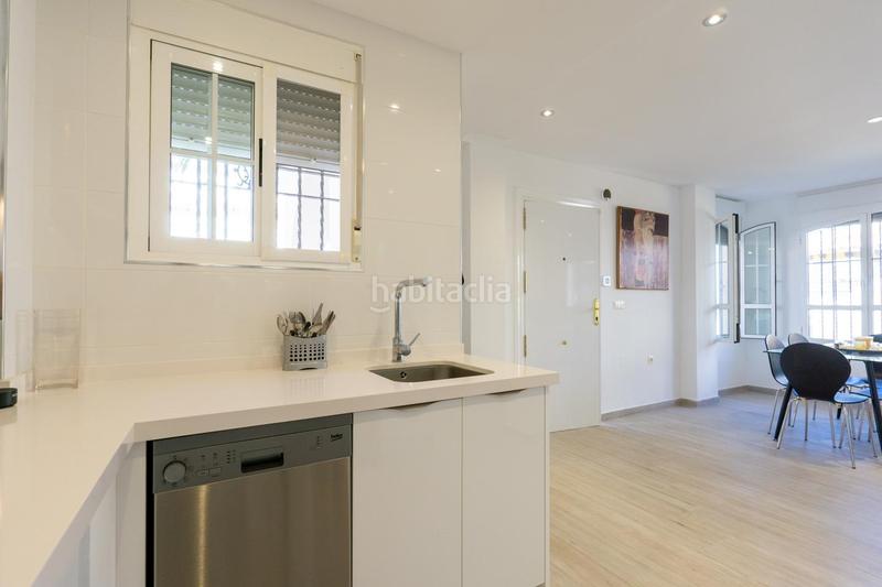 Foto 9753356d-8ace-4f87-bb65-8c855c37d571. Maison avec parking piscine dans La Marina Elche / Elx