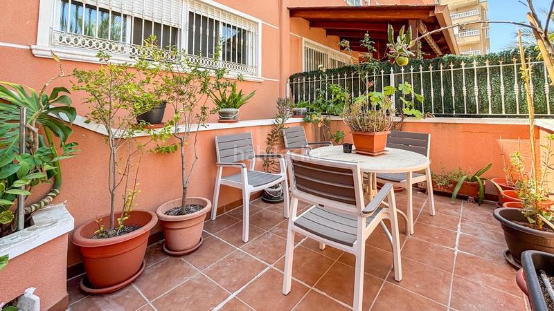 Foto d1095170-0338-48a2-bf8c-93537d468d44. Casa a schiera con riscaldamento parcheggio in El Travaló - Martínez Valero Elche / Elx